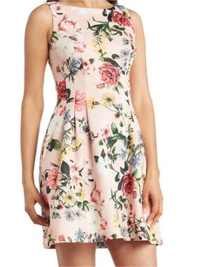 Vince Camuto Pleated Scuba Sleeveless Dress
